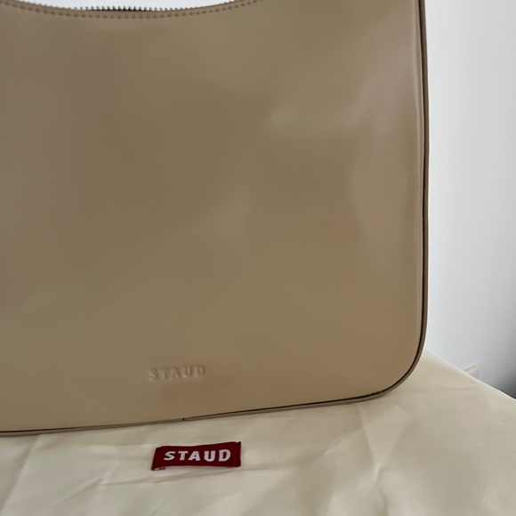 STAUD Alec Oat Leather Bag - Picture 10 of 11